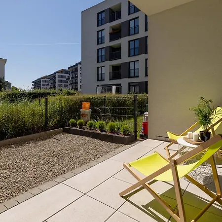 Kraków Studio with Parking&Terrace near Zalew Bagry by Renters Prestige-3
